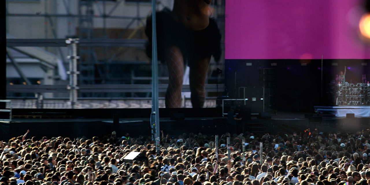 GALLERY: Inside Flow Festival Day 2 with 32,000 Attendees