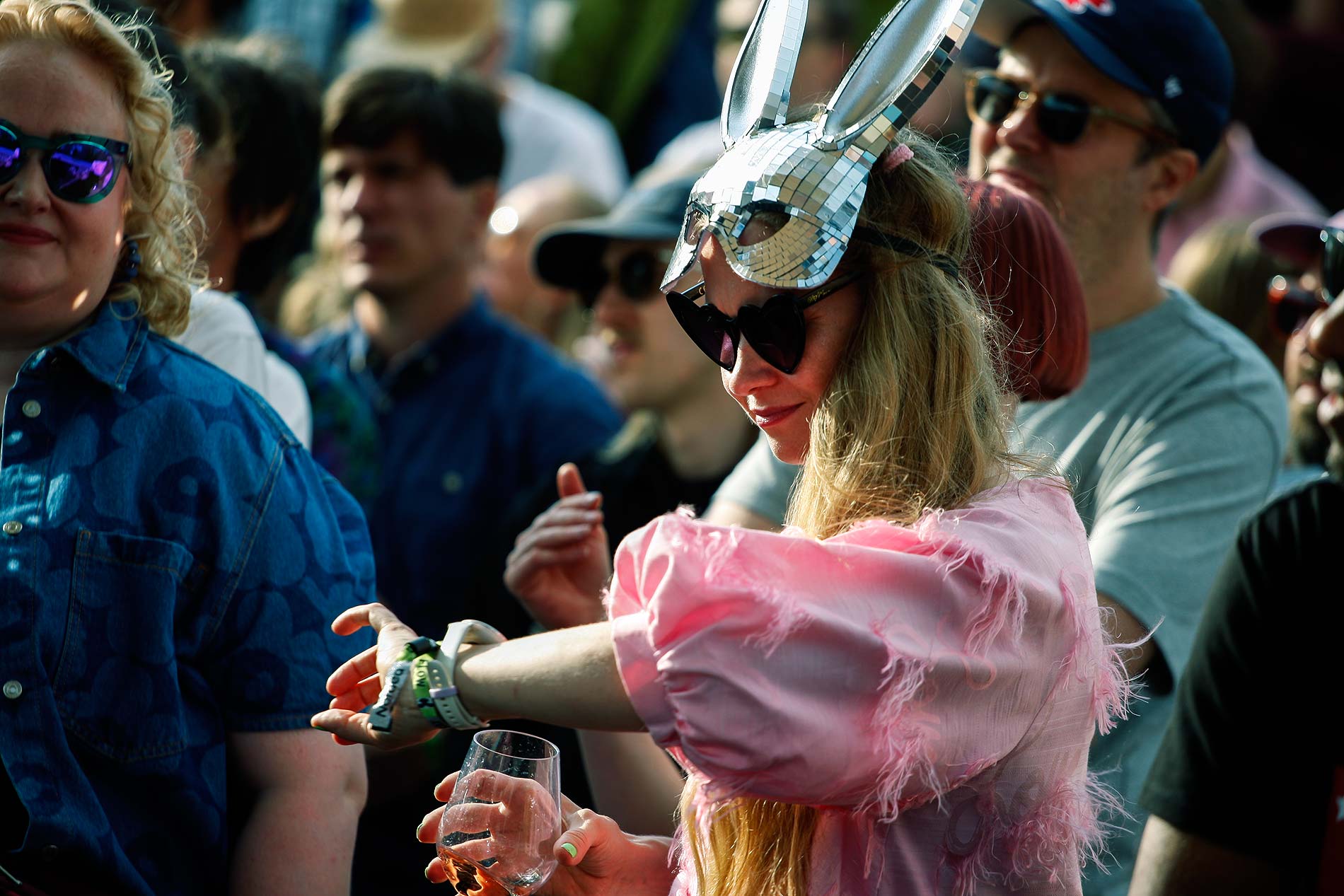 It’s time to take a look at the clock. There are countless artists to discover! Photograph: TONY ÖHBERG/FINLAND TODAY