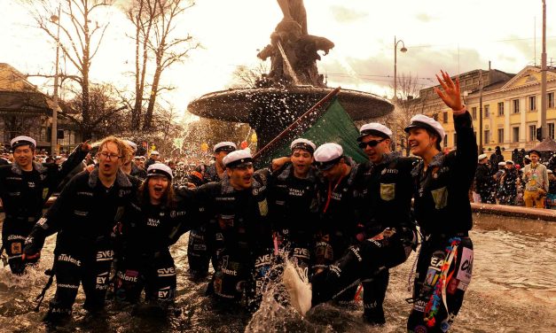 Helsinki Celebrates: Manta Crowned! GALLERY & VIDEO
