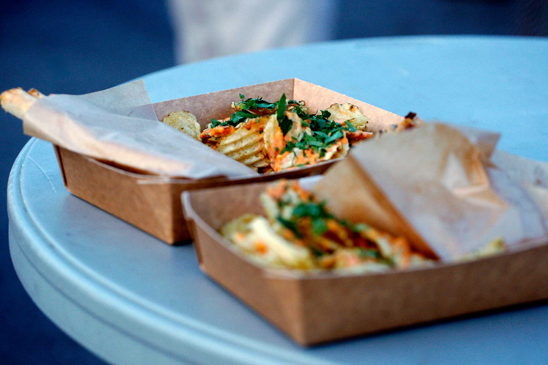 Burger sandwich and potato chips---a plant-based culinary delight by Rebl designed to energize you for the next concert. Photograph: TONY ÖHBERG/FINLAND TODAY