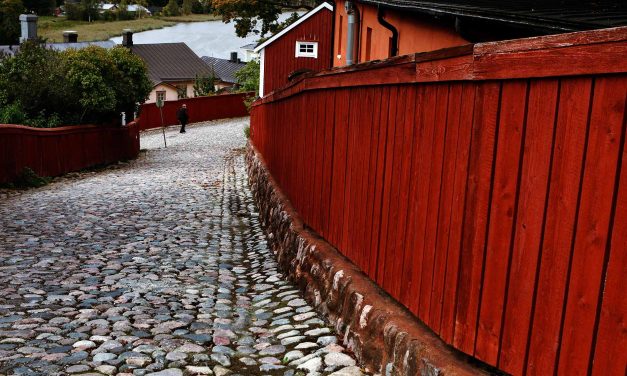 GALLERY: Porvoo and the Presence of Fall