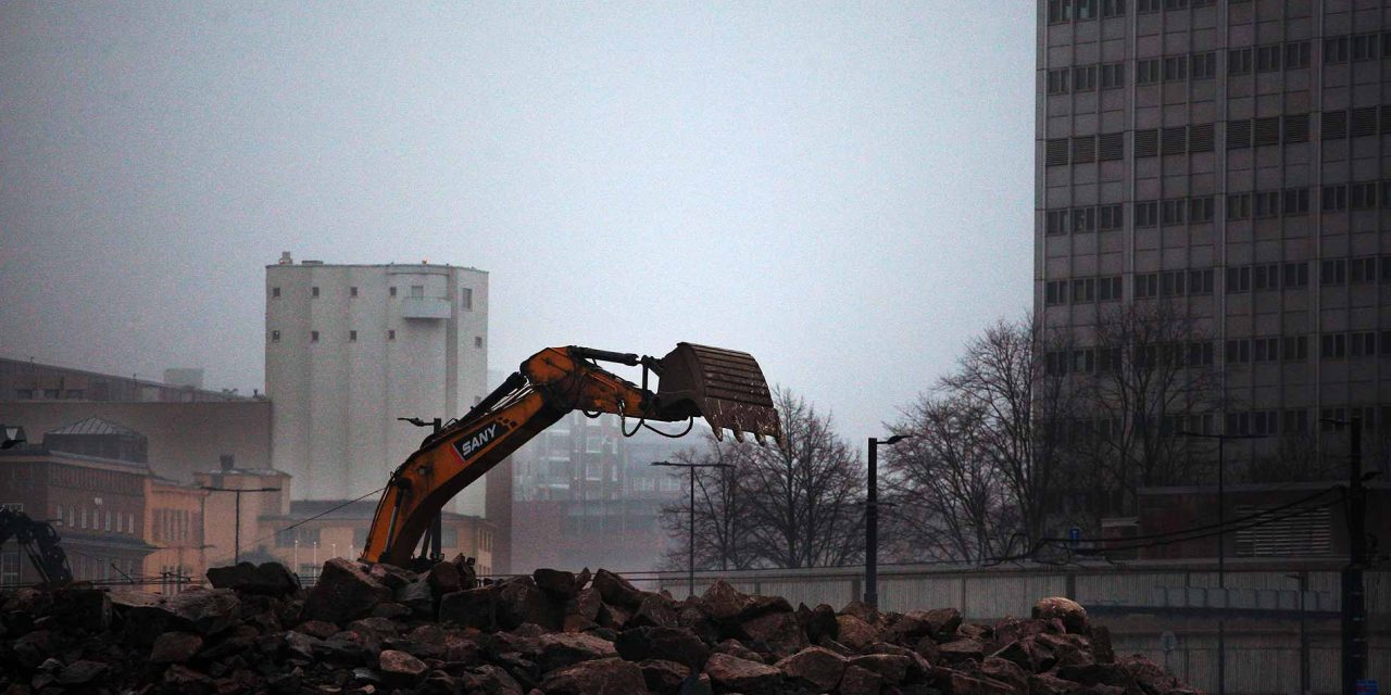 How to Reduce Exposure to Elevated Levels of Street Dust in Helsinki: Map and Tips