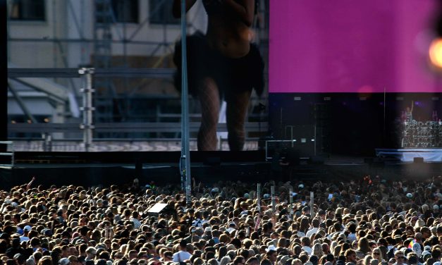 GALLERY: Inside Flow Festival Day 2 with 32,000 Attendees