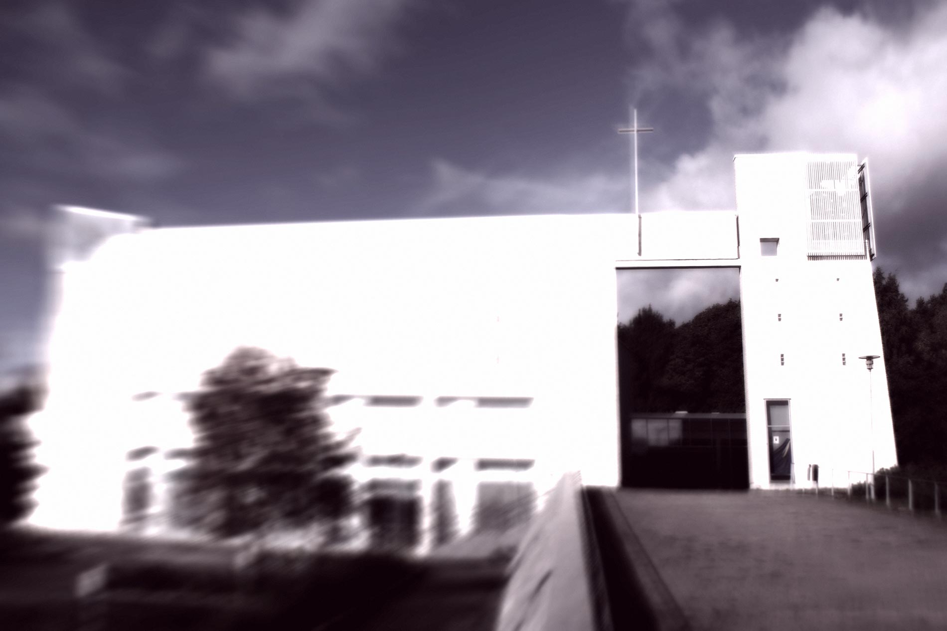 A photo-illustration showing Hämeenkylä Church in Vantaa, created by FINLAND TODAY using a CC BY-SA 3.0 image, accompanying news about the church holding a moment of silence at 18:00 on Tuesday in response to a recent fire in Pähkinärinne.