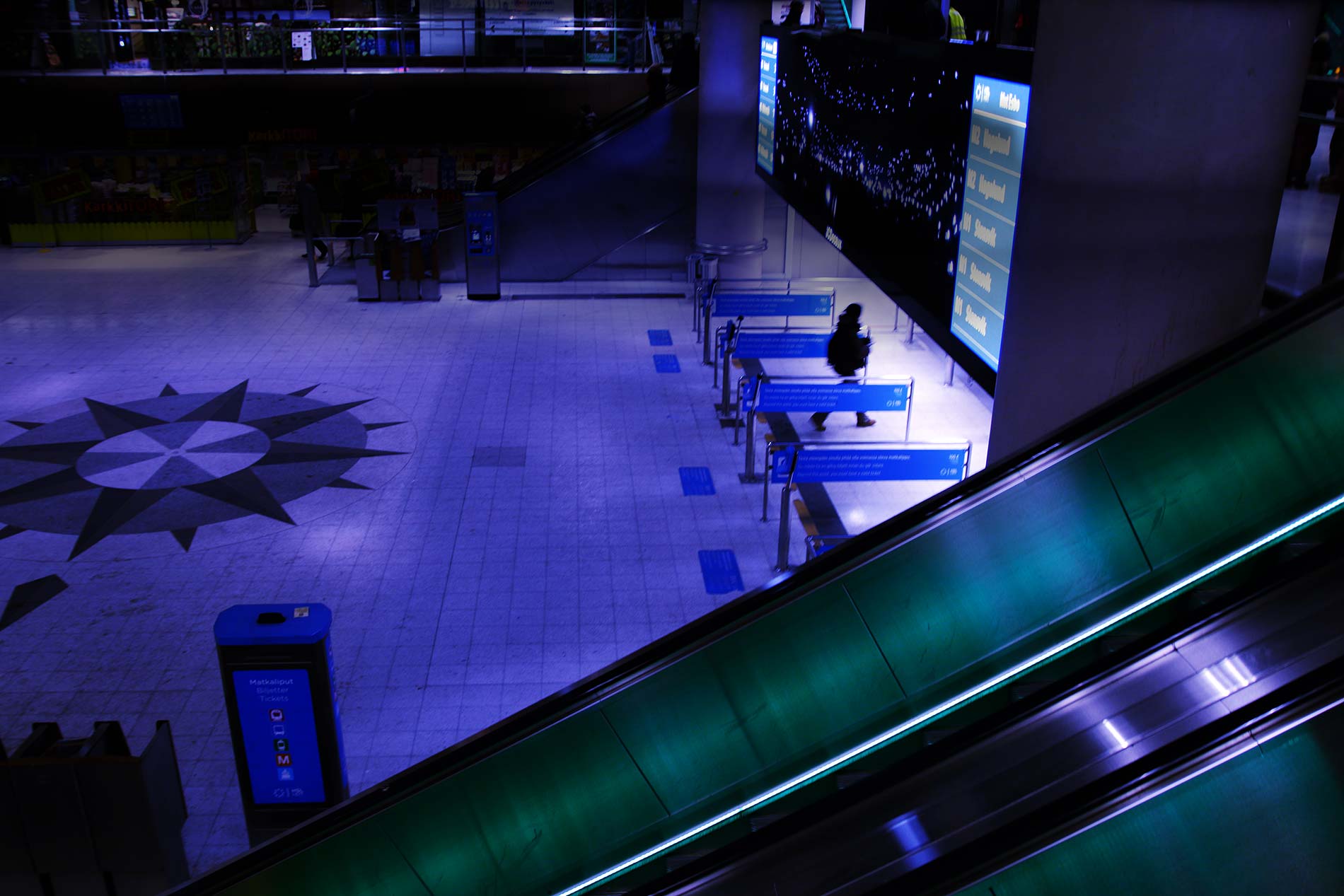 A photograph showing the compass level of Helsinki Central Railway Station, reopened and accessible to the public after 11:00 in the morning on Thursday, February 11, 2026. People can be seen moving through the station's interior. Photo credit: Tony Öhberg/Finland Today.