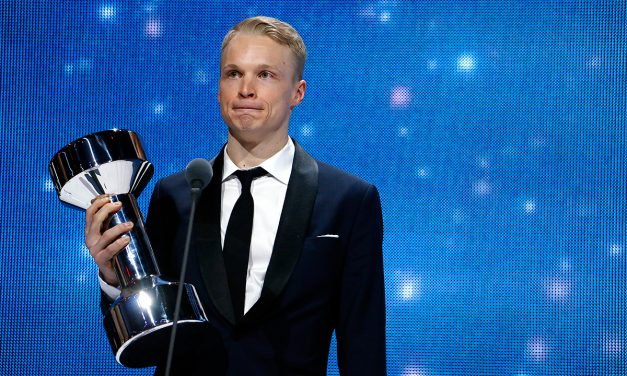 PICTURES: Here’s How Iivo Niskanen Celebrates Athlete of the Year Award – On Stage and Off Stage