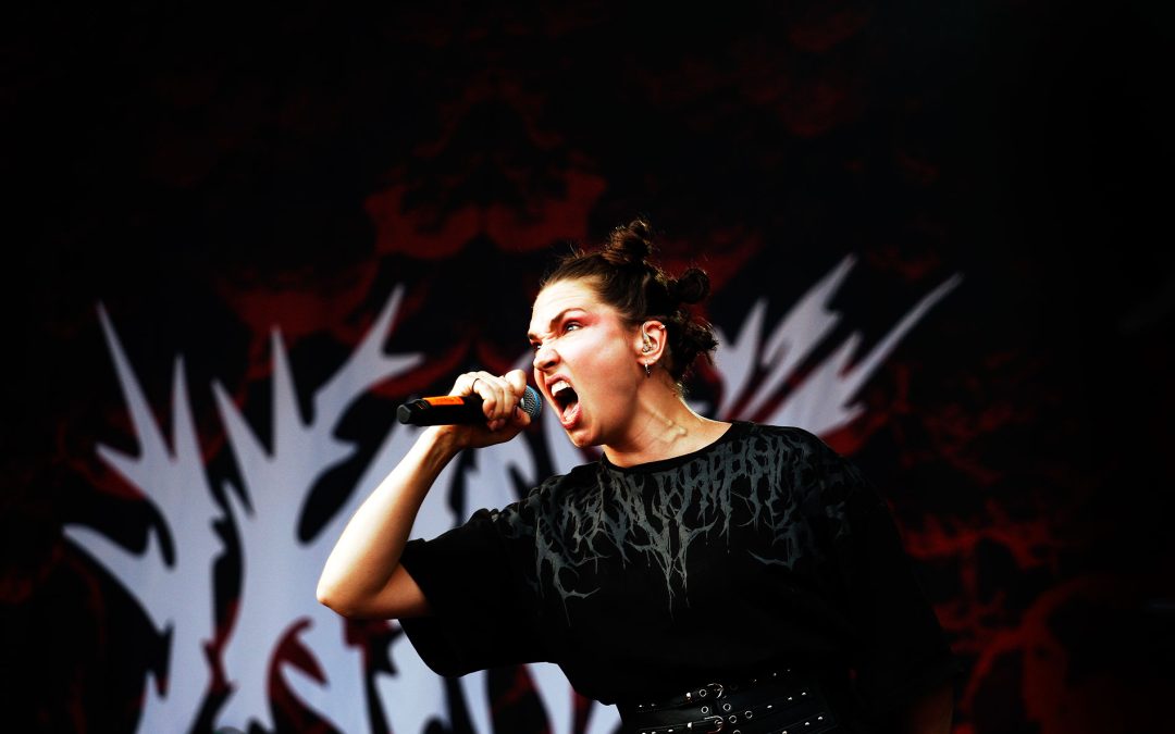 ‘IKINÄ & The Choir of Hecate’ Gig Review: No Snow Whites Here