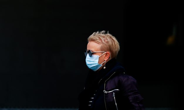 GALLERY: People in Helsinki Cover Themselves in Masks