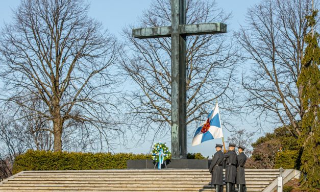 VIDEO: Finland’s Largest Virtual Choir Honor War Veterans By Singing Finlandia Hymn