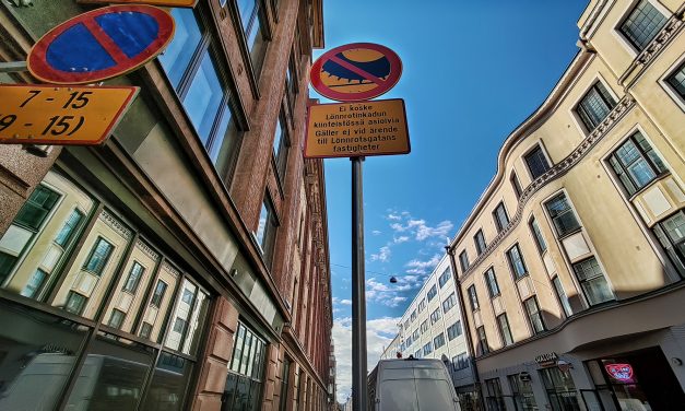 Helsinki Bans Studded Tires on Lönnrotinkatu