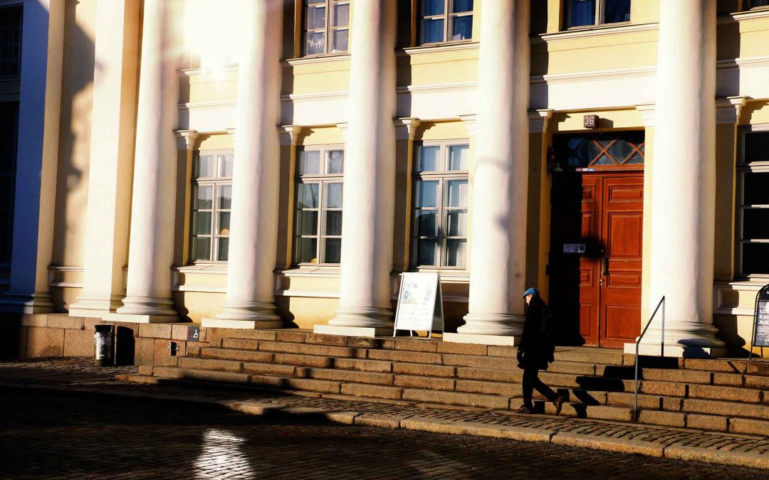 Warm Weather Expected Across Finland Due to Foehn Winds and High Pressure System